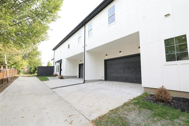 $4,154 | 324 North Patton Avenue, Dallas, TX 75203