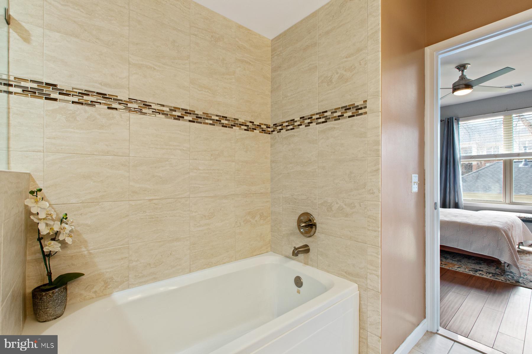11775 Stratford House Place, Unit 105 Reston, VA 20190 - Photo 24 of 35