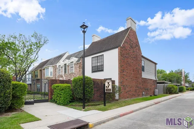 $204,000 | 10153 Jefferson Highway, Unit 57, Baton Rouge, LA 70809