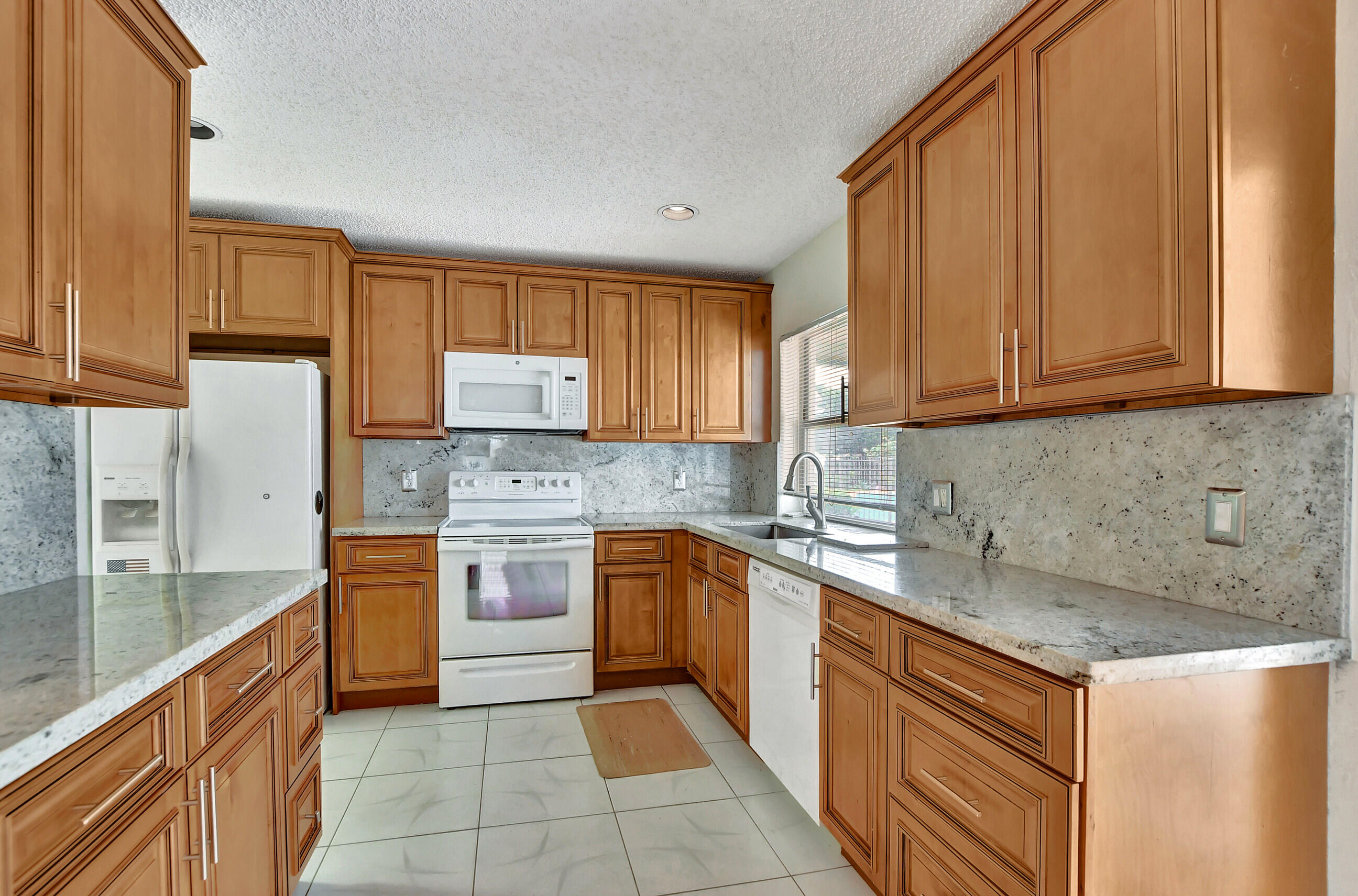 10399 Canoe Brook Circle Boca Raton, FL 33498 - Photo 14 of 58 24_dsc_2896