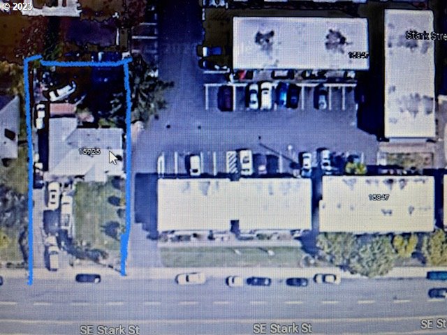 15725 Southeast Stark Street Portland, OR 97233 - Photo 25 of 28