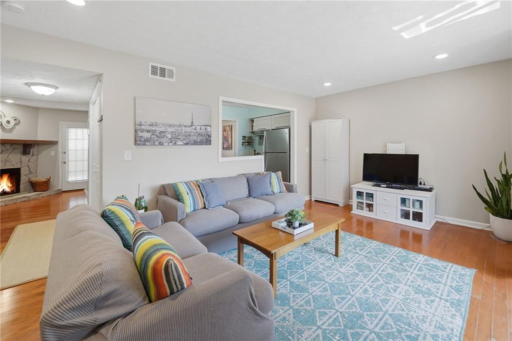 270 Quail Run Roswell, GA 30076 - Photo 11 of 56