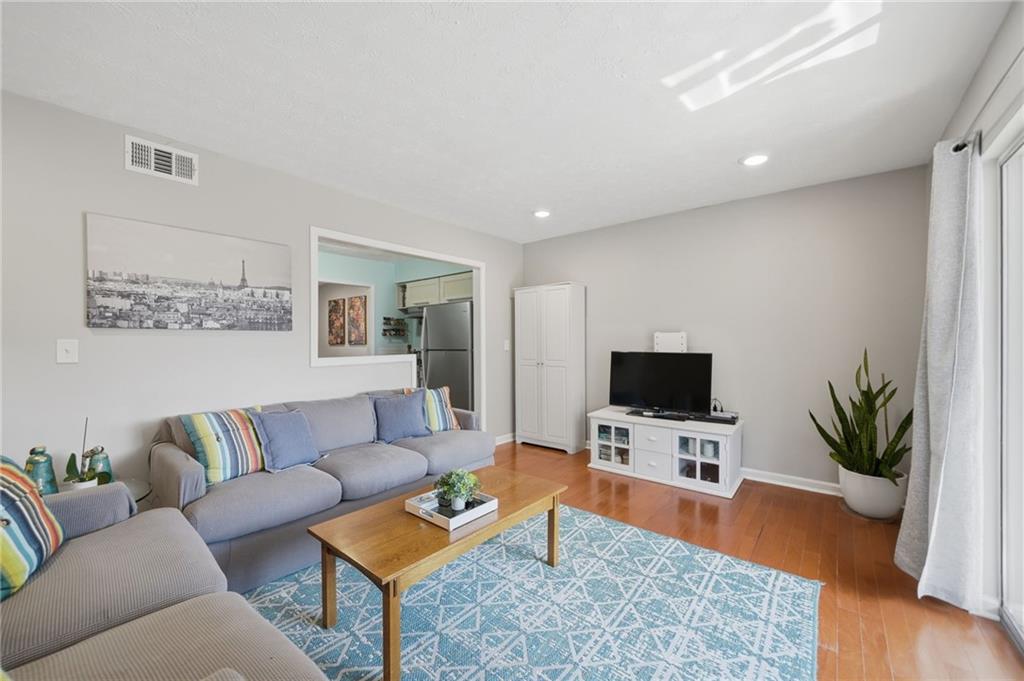 270 Quail Run Roswell, GA 30076 - Photo 12 of 56