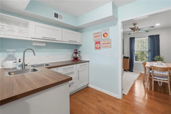 $285,000 | 270 Quail Run, Roswell, GA 30076