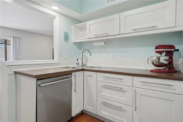 $285,000 | 270 Quail Run, Roswell, GA 30076