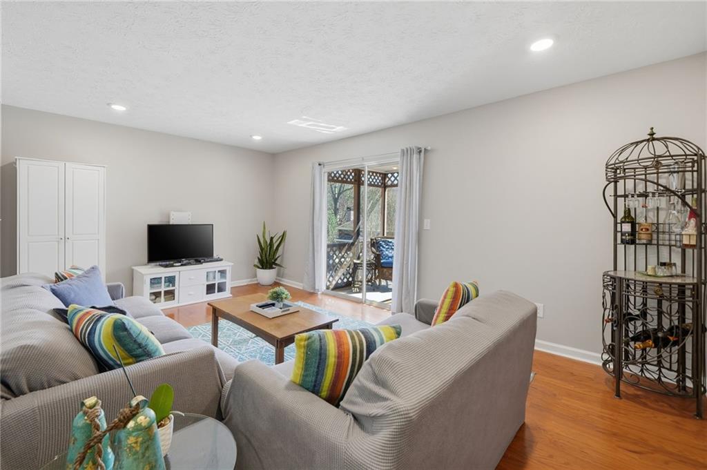 270 Quail Run Roswell, GA 30076 - Photo 9 of 56