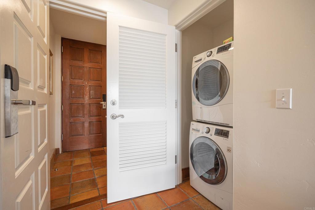 7323 Estrella De Mar Road, Unit 47 Carlsbad, CA 92009 - Photo 10 of 39