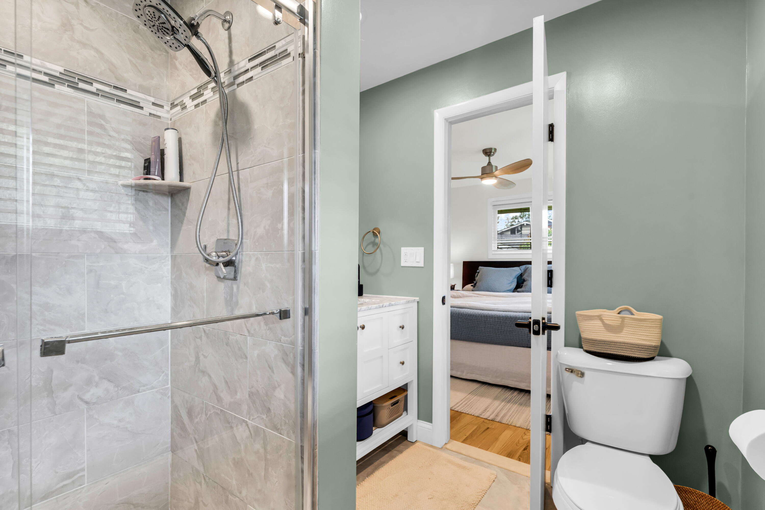 2348 Pine Lake Road West Bloomfield, MI 48324 - Photo 20 of 47 20 - Primary Bath