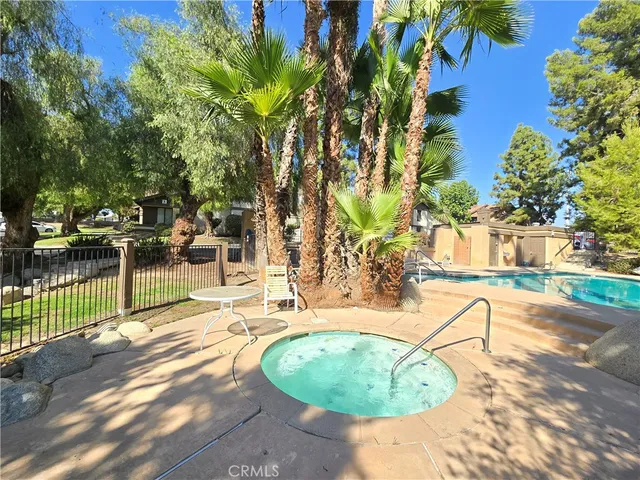 $1,895 | 3301 Columbus Street, Bakersfield, CA 93306