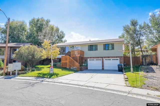 $375,000 | 520 Sundance Drive, Green River, WY 82935