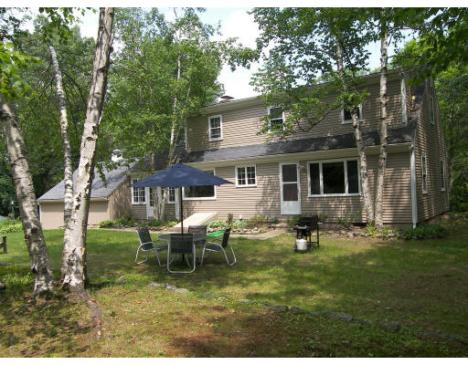 78 Mack Hill Road Amherst, NH 03031 - Photo 3 of 12