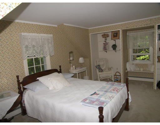 78 Mack Hill Road Amherst, NH 03031 - Photo 8 of 12