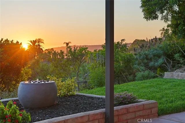 a view of an outdoor space with seating area