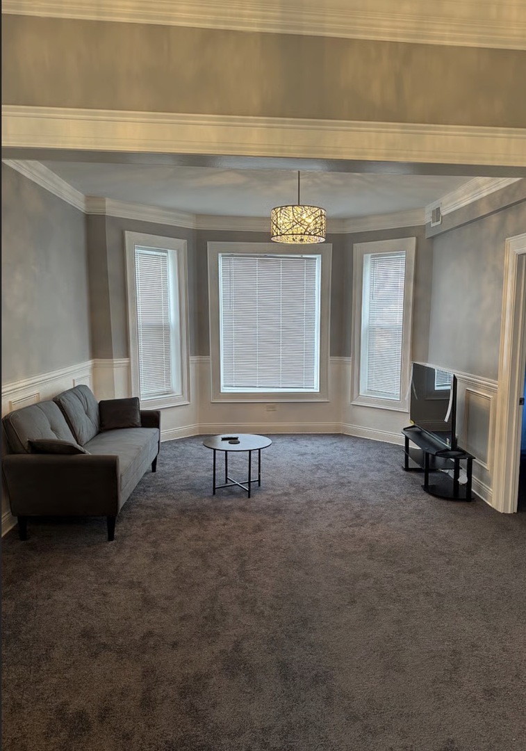 6500 South Rhodes Avenue, Unit 2 Chicago, IL 60637 - Photo 5 of 12