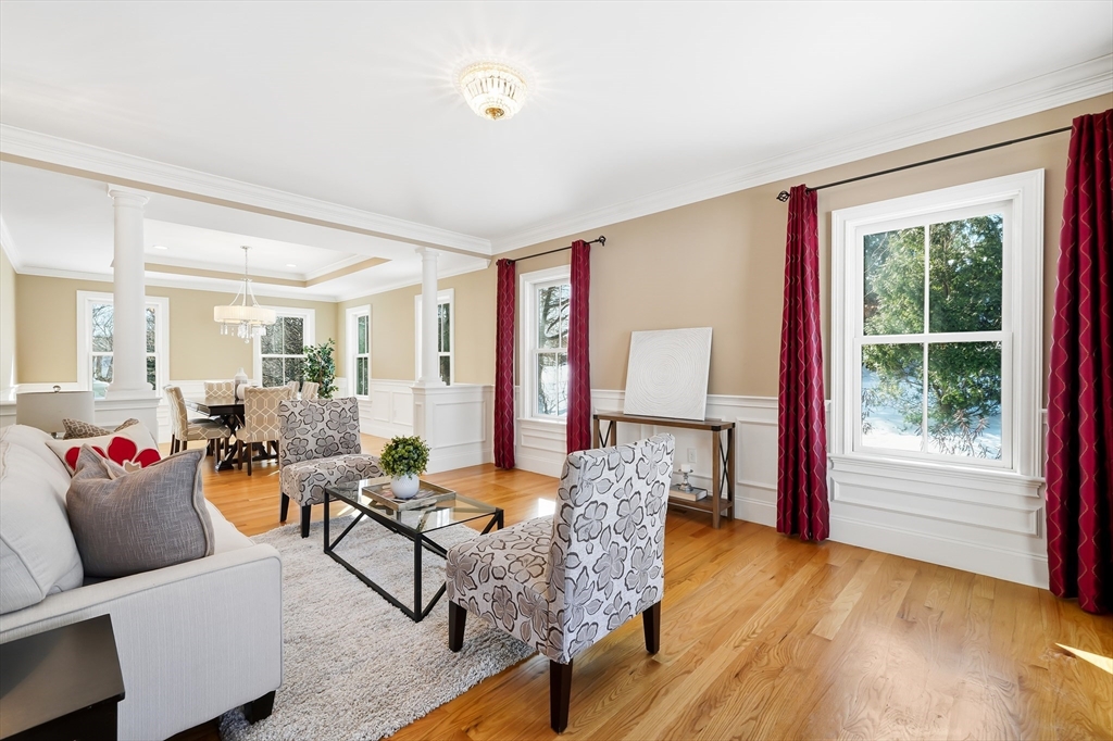 4 Whittier Road Lexington, MA 02420 - Photo 3 of 42