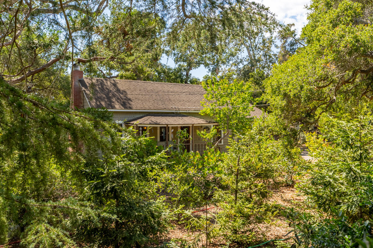 565 El Bosque Road Santa Barbara, CA 93108 - Photo 7 of 15 Street level view