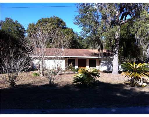 17841 Palm Street Umatilla, FL 32784 - Photo 1 of 1 Exterior Front