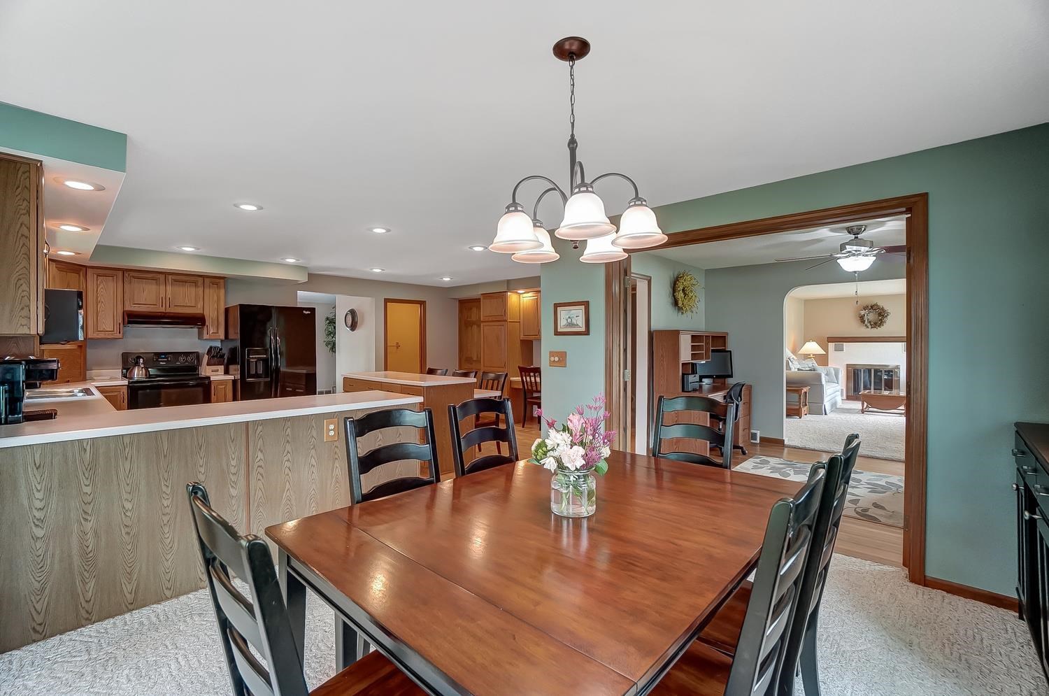 5411 Stellhorn Road Fort Wayne, IN 46835 - Photo 8 of 36