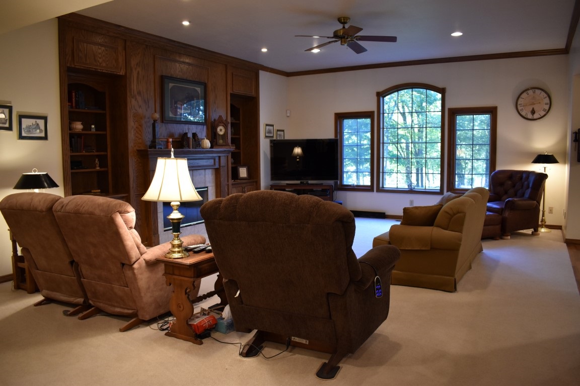 5828 McComb Road Huntertown, IN 46748 - Photo 9 of 36