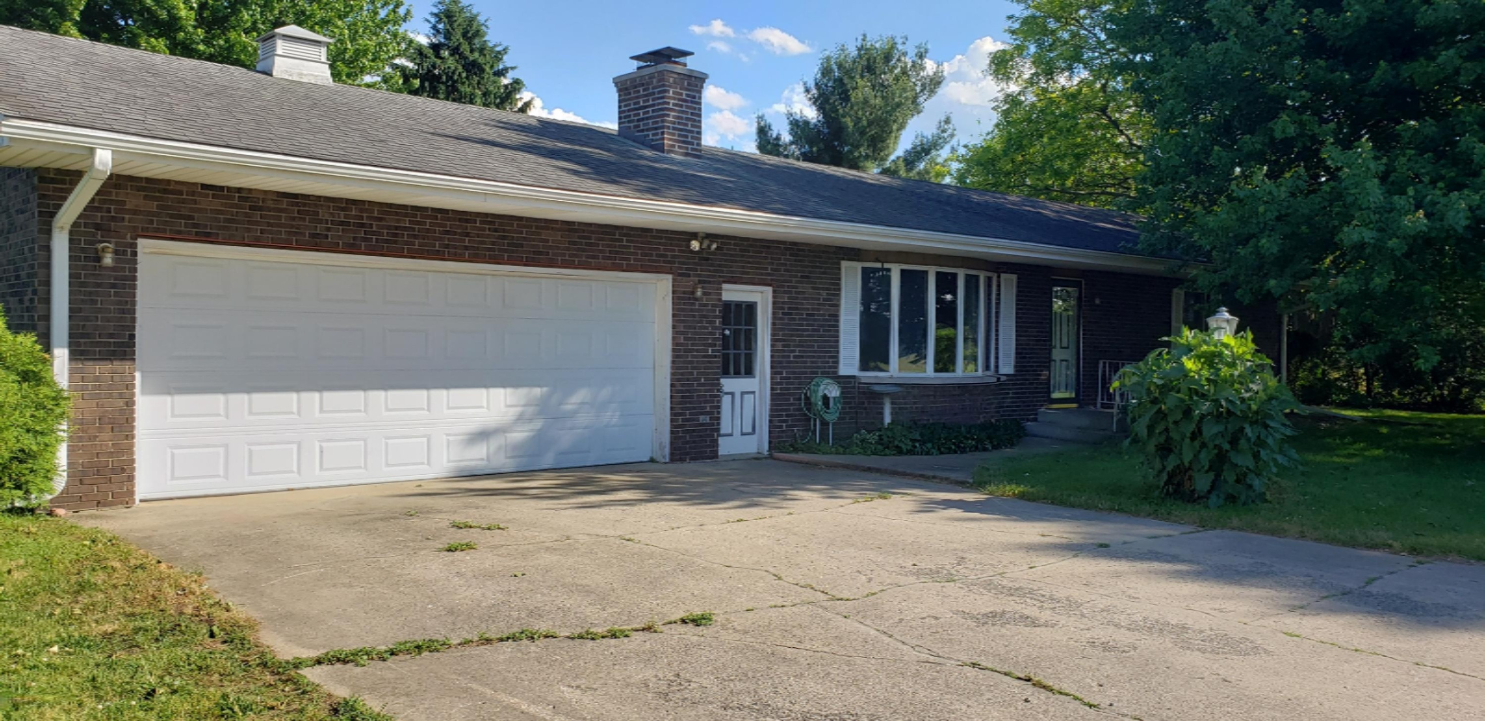 13813 Riverside Drive Constantine, MI 49042 - Photo 20 of 25 Riverside Dr - Front house
