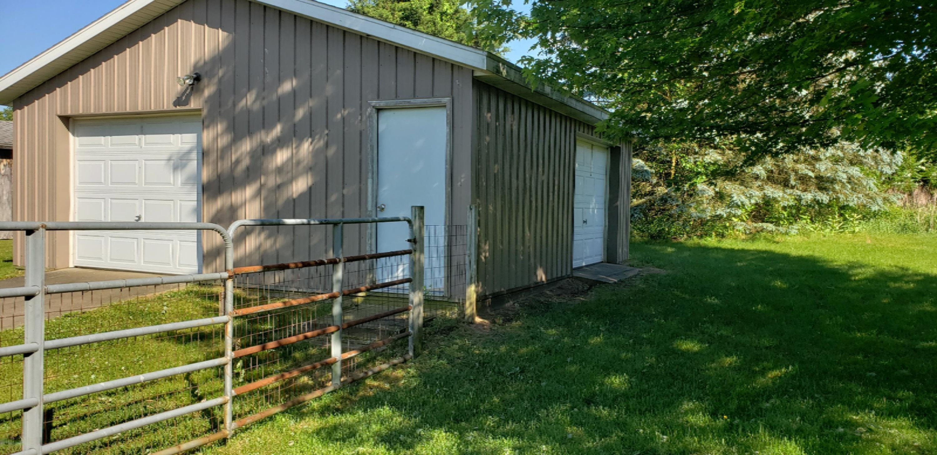 13813 Riverside Drive Constantine, MI 49042 - Photo 24 of 25 Riverside Dr - pole barn 1
