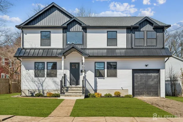 $999,900 | 662 Summit Road, Union, NJ 07083