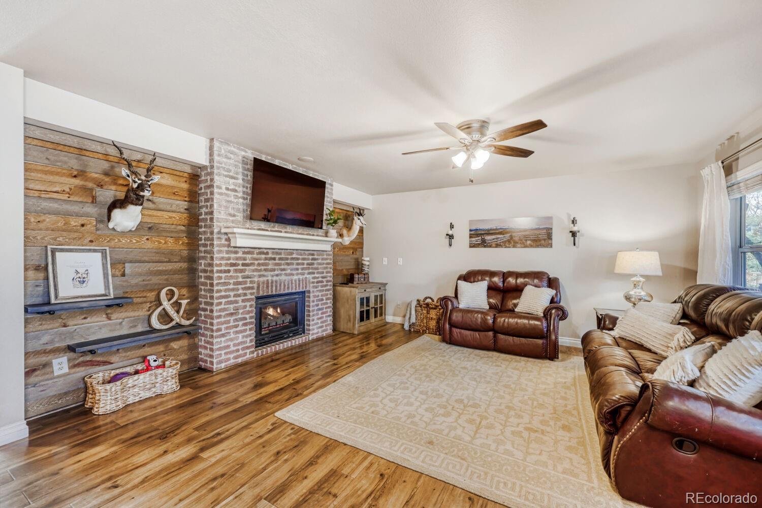 607 Huntington Place Highlands Ranch, CO 80126 - Photo 21 of 48