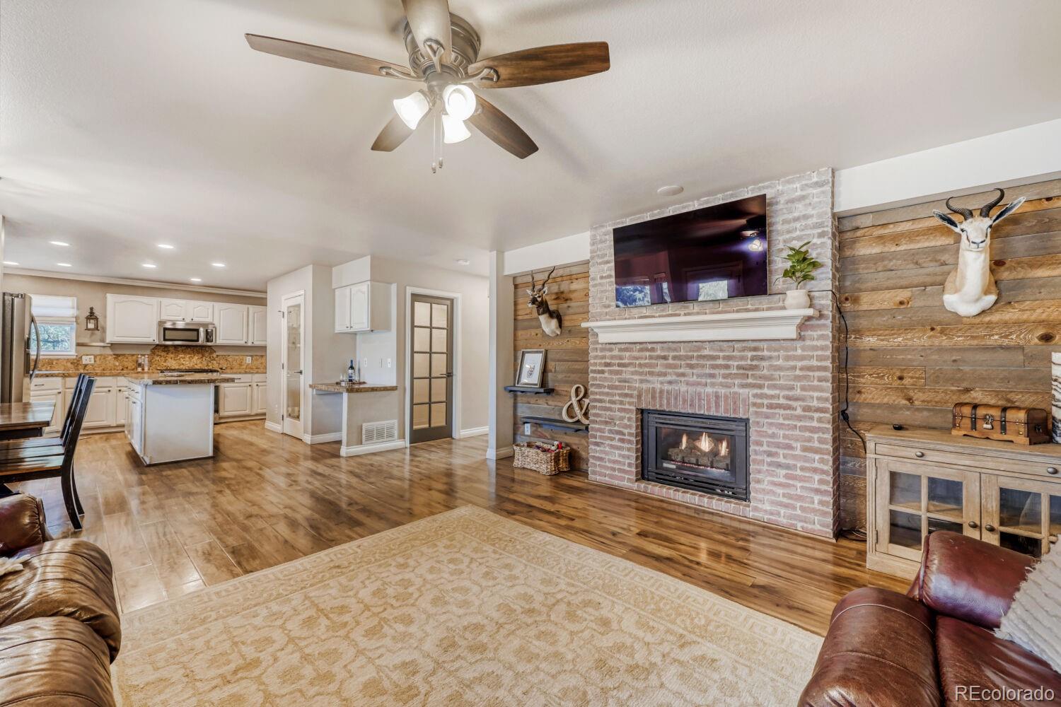 607 Huntington Place Highlands Ranch, CO 80126 - Photo 23 of 48