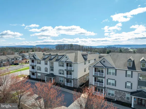 $274,900 | 113 Alma Mater Drive, Unit 304, State College, PA 16803