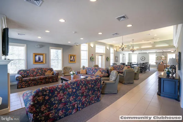 $274,900 | 113 Alma Mater Drive, Unit 304, State College, PA 16803