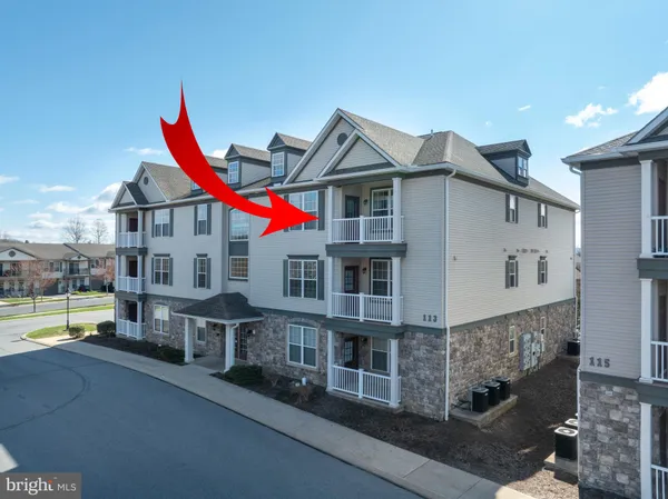 $274,900 | 113 Alma Mater Drive, Unit 304, State College, PA 16803