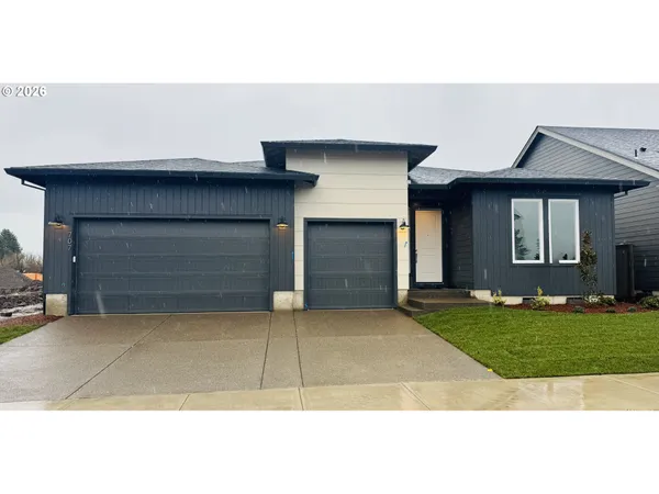 $649,960 | 707 Magnolia Avenue, Woodburn, OR 97071