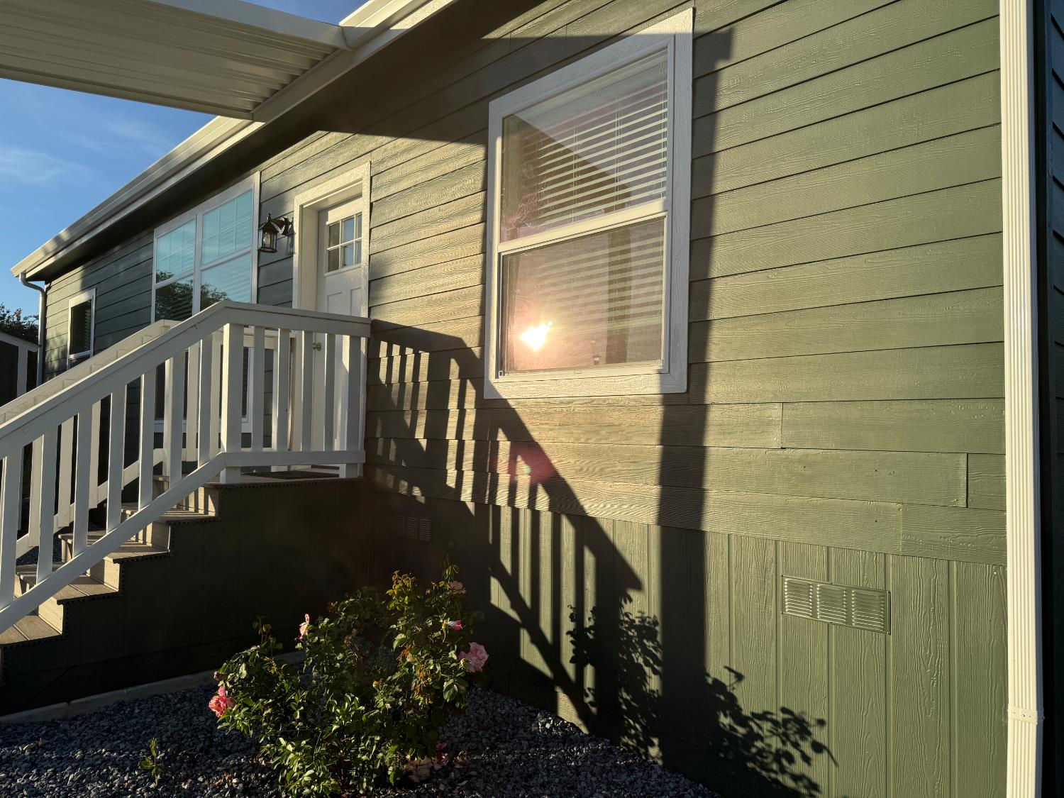 6048 Declaration Circle Citrus Heights, CA 95621 - Photo 26 of 28 a view of balcony with furniture