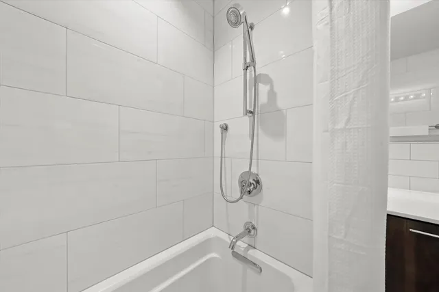 $365,000 | 1841 South Calumet Avenue, Unit 1109, Chicago, IL 60616