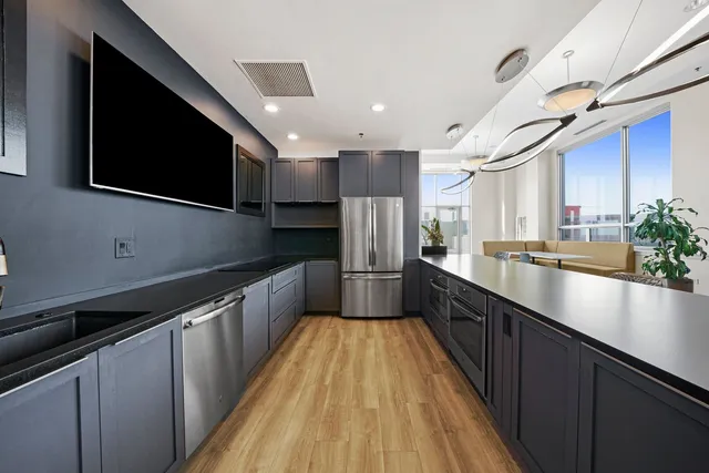 $365,000 | 1841 South Calumet Avenue, Unit 1109, Chicago, IL 60616