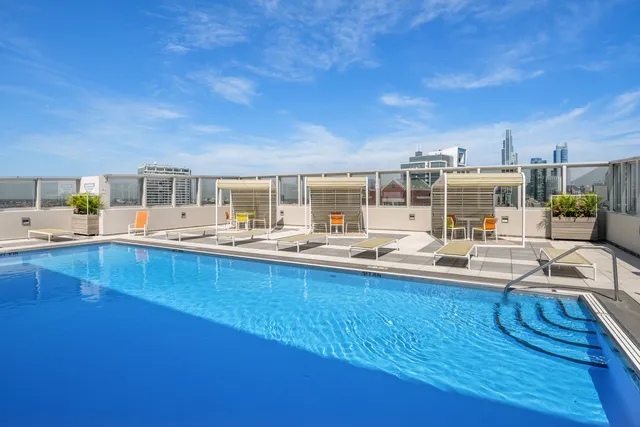 $365,000 | 1841 South Calumet Avenue, Unit 1109, Chicago, IL 60616