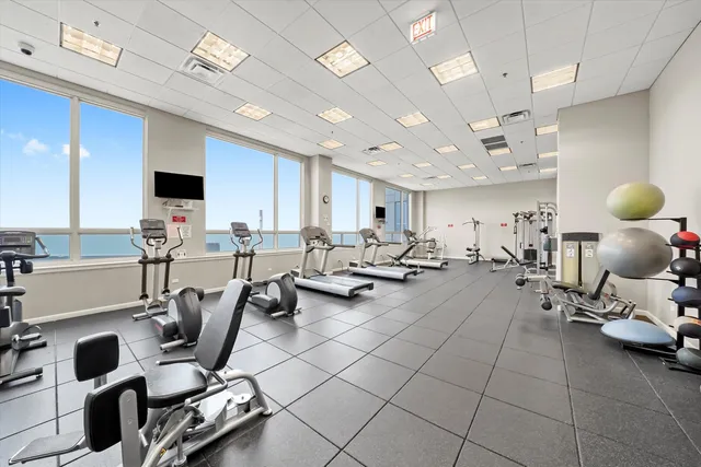 $365,000 | 1841 South Calumet Avenue, Unit 1109, Chicago, IL 60616