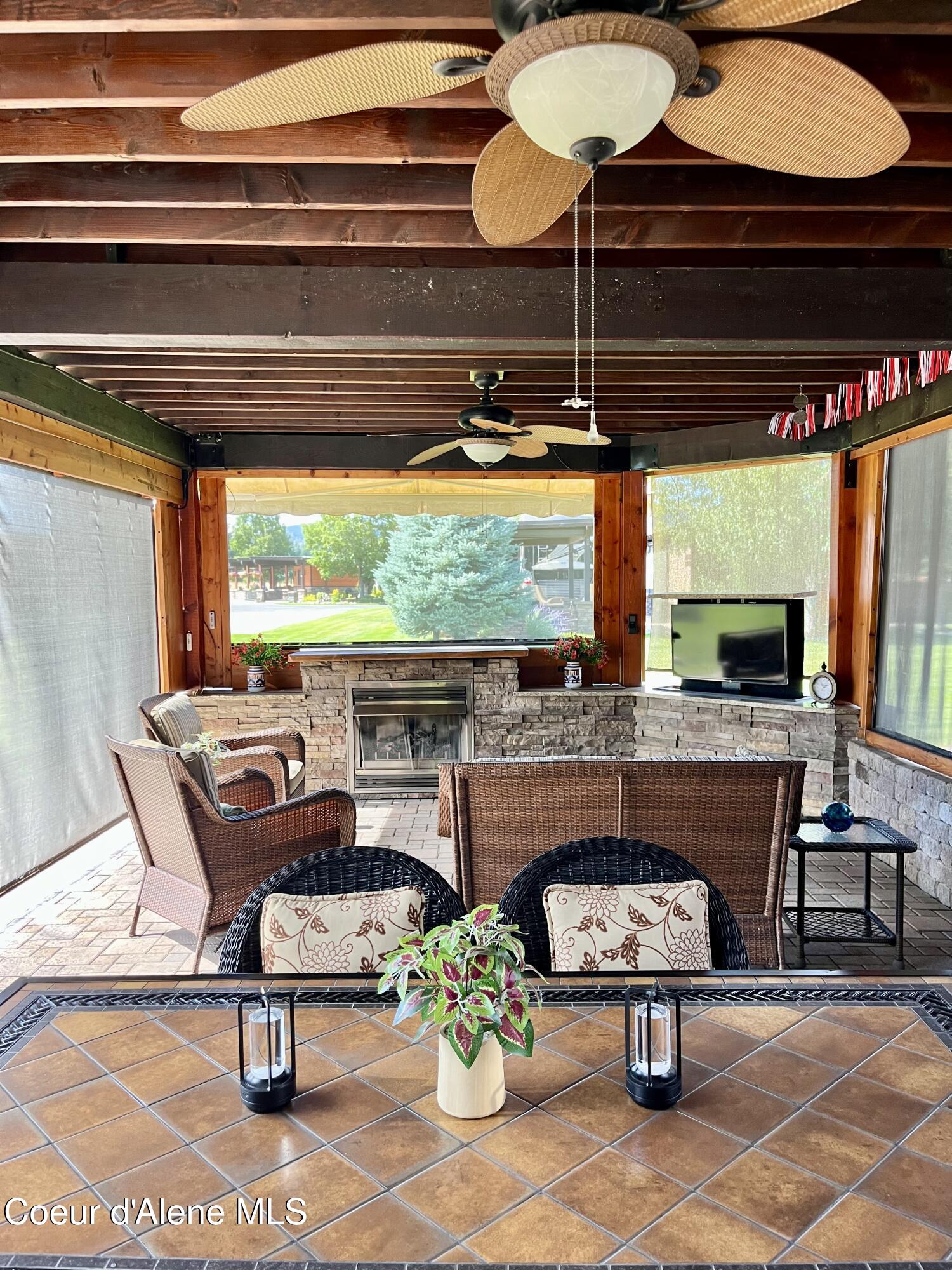 32 Eagle Way Blanchard, ID 83804 - Photo 4 of 18 IMG_4911