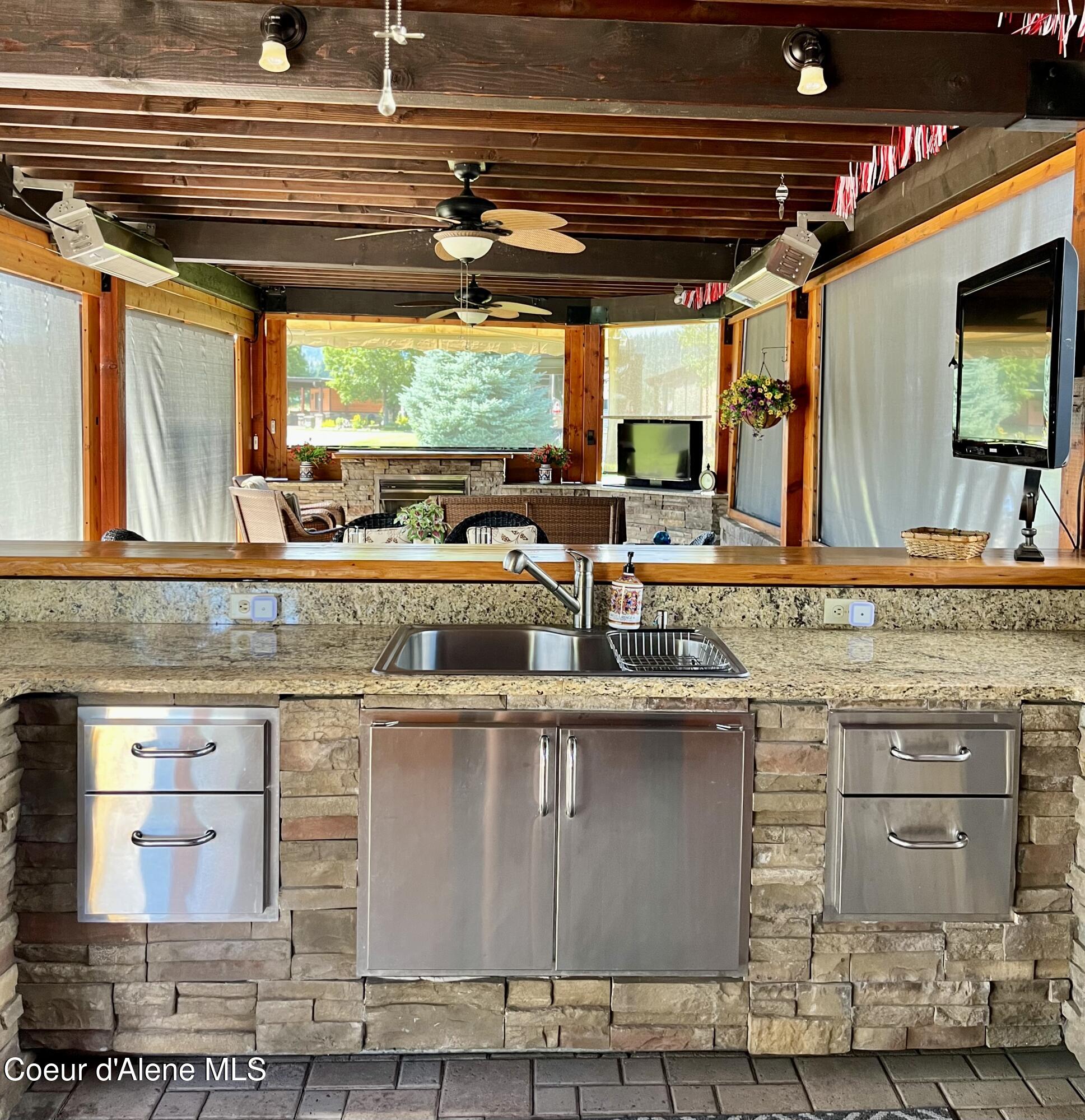 32 Eagle Way Blanchard, ID 83804 - Photo 7 of 18 IMG_4915