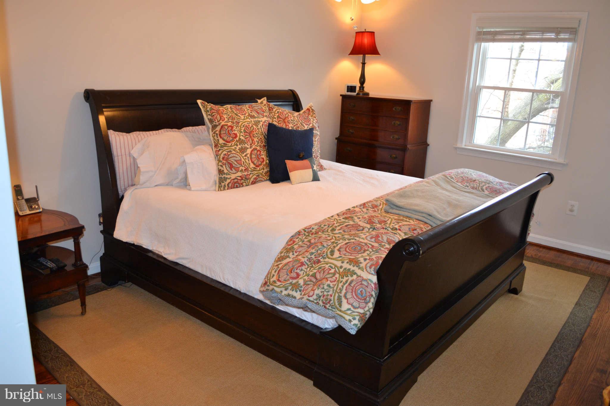 6729 Towne Lane Road McLean, VA 22101 - Photo 15 of 25 Bedroom (Master)