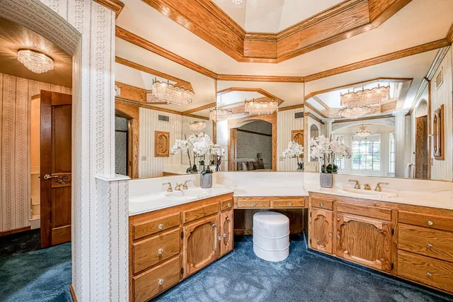 $1,550,000 | 424 North De Wolf Avenue, Sanger, CA 93657