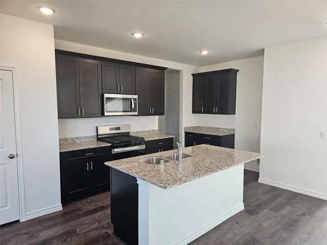 $299,990 | 1818 Glacier Gorge Trail, Dayton, TX 77535