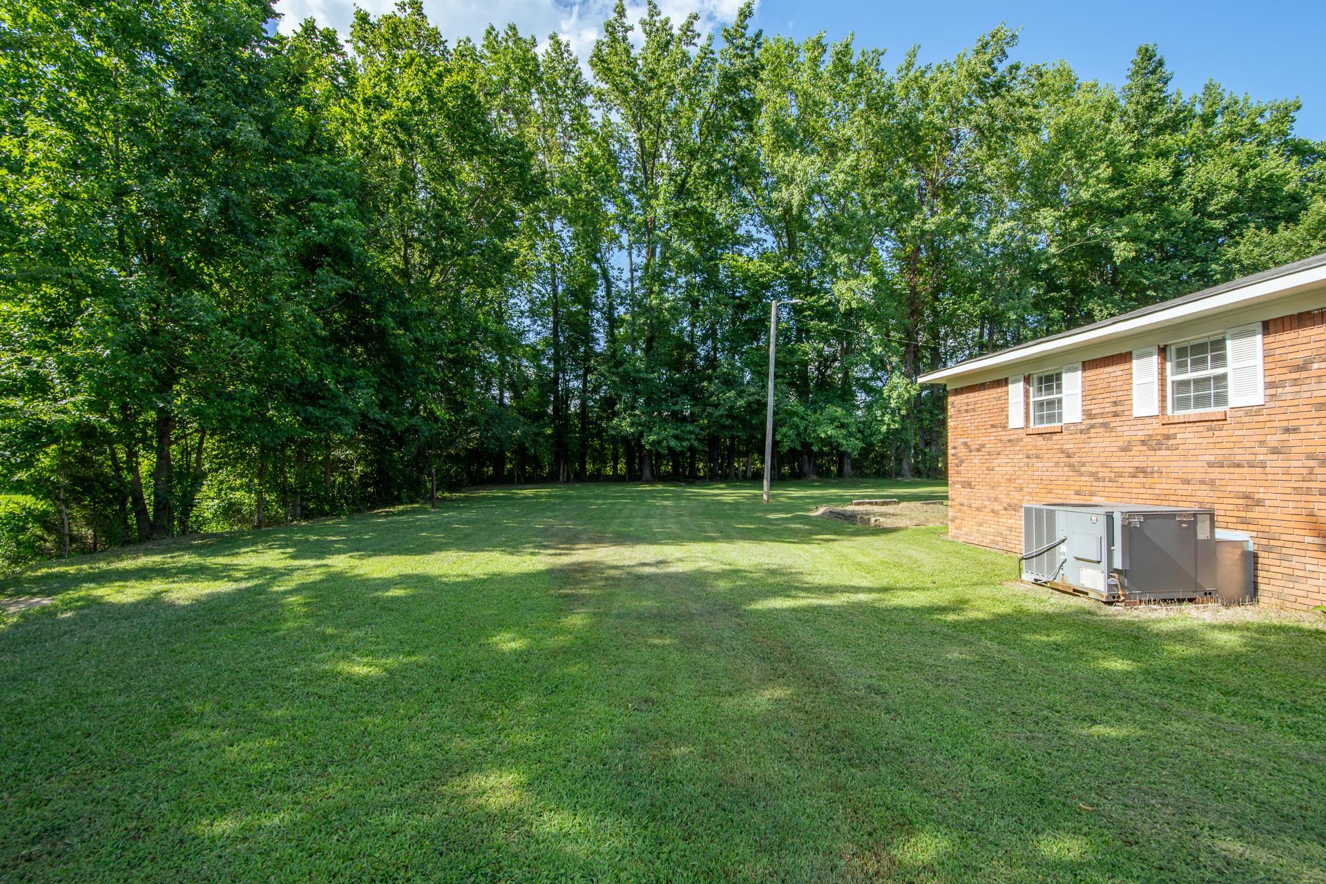 85 Janey Loop Savannah, TN 38372 - Photo 13 of 39