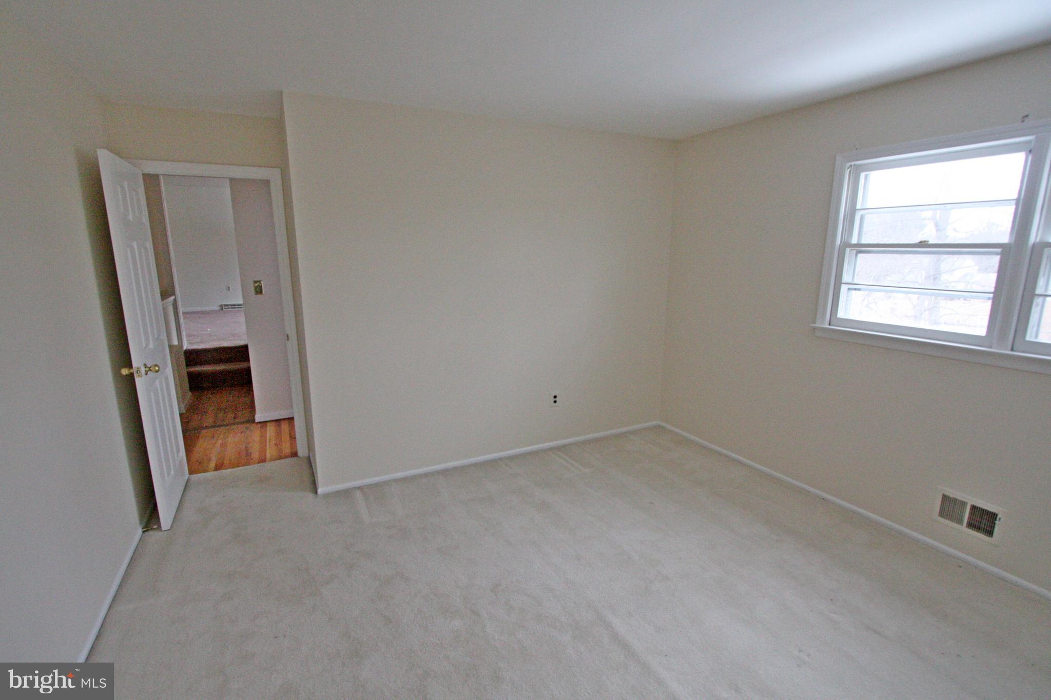 126 Mountainview Road Titusville, NJ 08560 - Photo 14 of 19 Bedroom 2