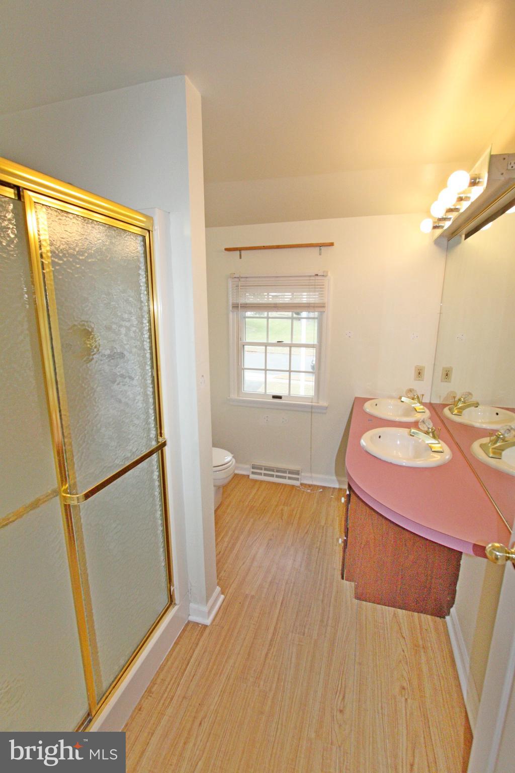 126 Mountainview Road Titusville, NJ 08560 - Photo 18 of 19 Master bath