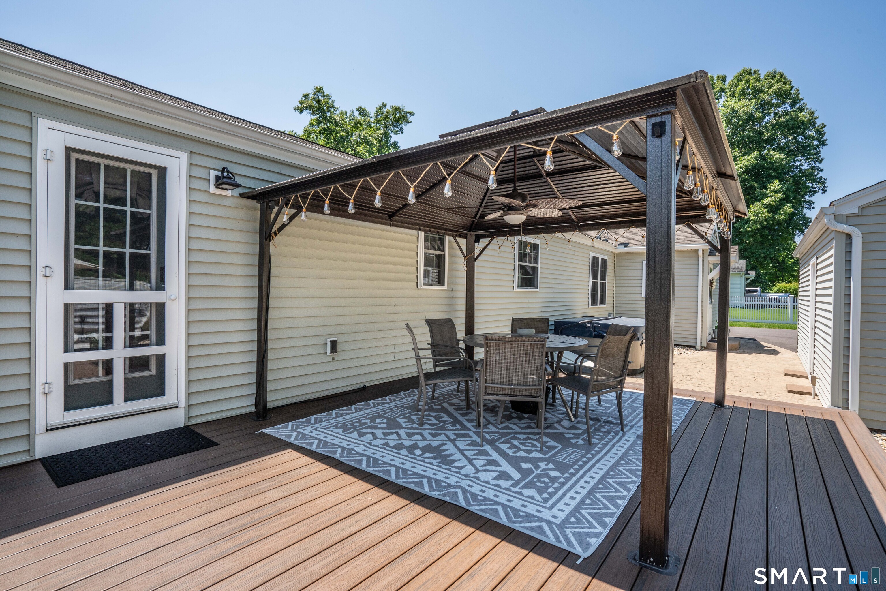 355 Burnham Street Manchester, CT 06042 - Photo 31 of 40