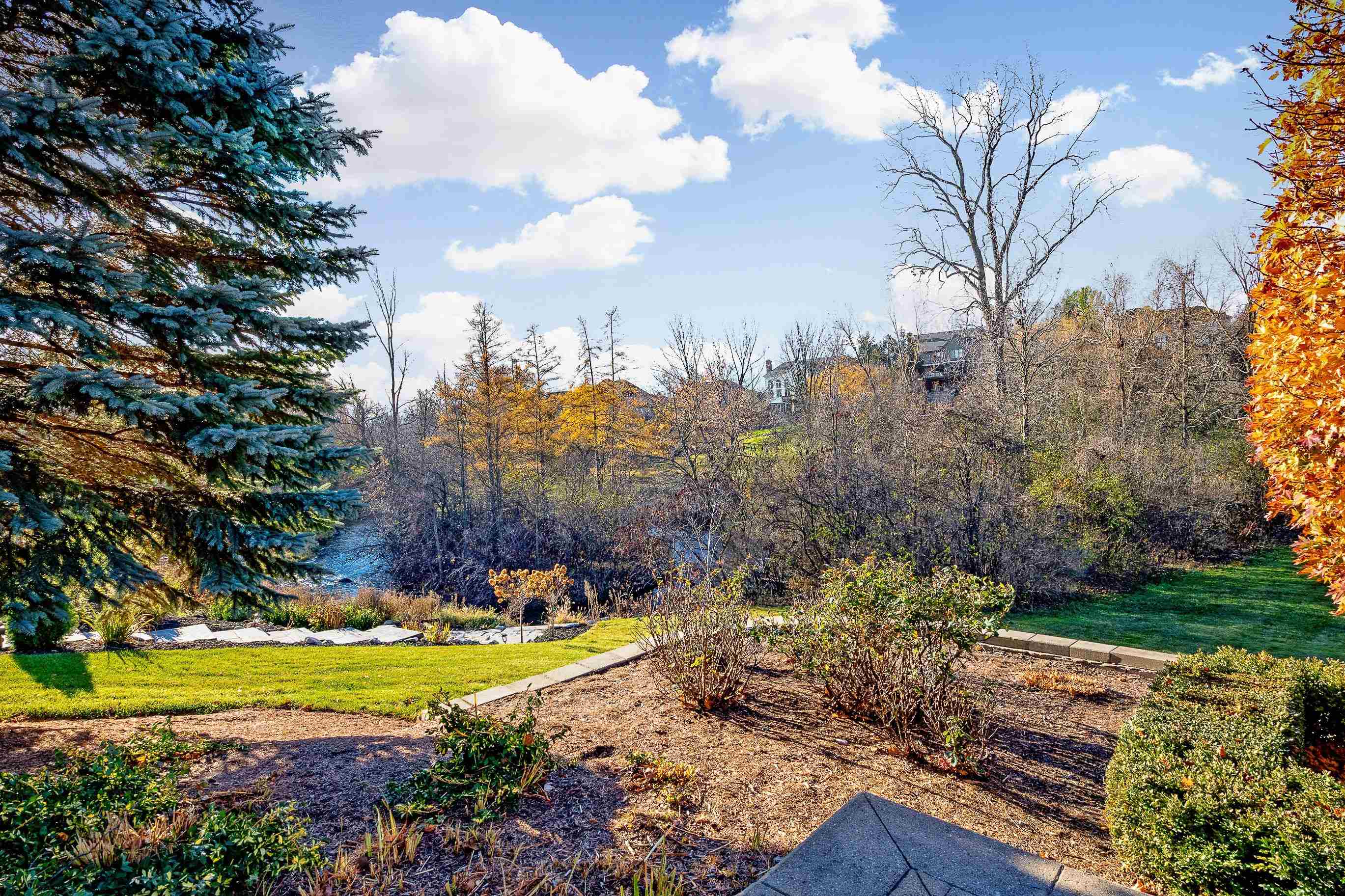 1140 Autumnview Drive Rochester, MI 48307 - Photo 73 of 80 50097258-72.JPG