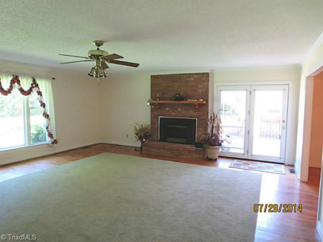 2503 Spero Road Randleman, NC 27317 - Photo 5 of 14 Living Room.