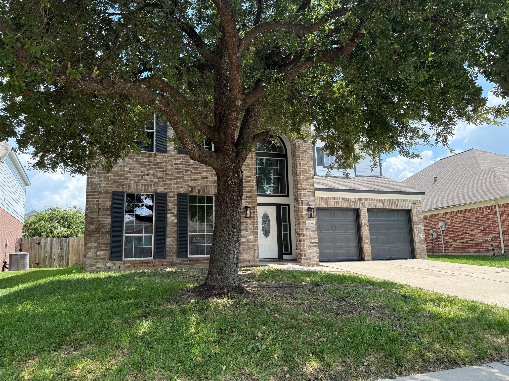 4106 Forest Rain Lane Atascocita, TX 77346 - Photo 2 of 49 front view of a house with a yard