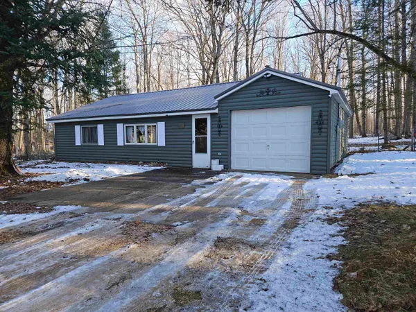 $120,000 | 255 West Arnold Lake Road, Harrison, MI 48625